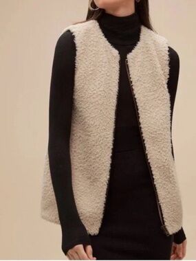 Aritzia Wilfred Chatou Vest, M